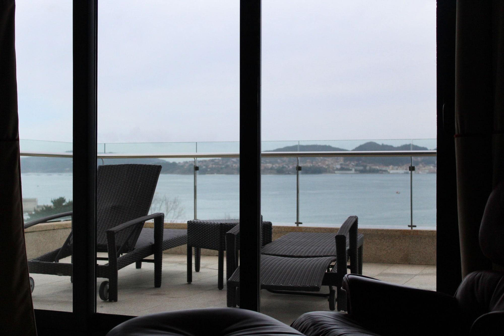 Pazo Los Escudos Hotel Spa & Resort Vigo Exteriör bild View of the Gulf of Akaba from the Grand Hotel