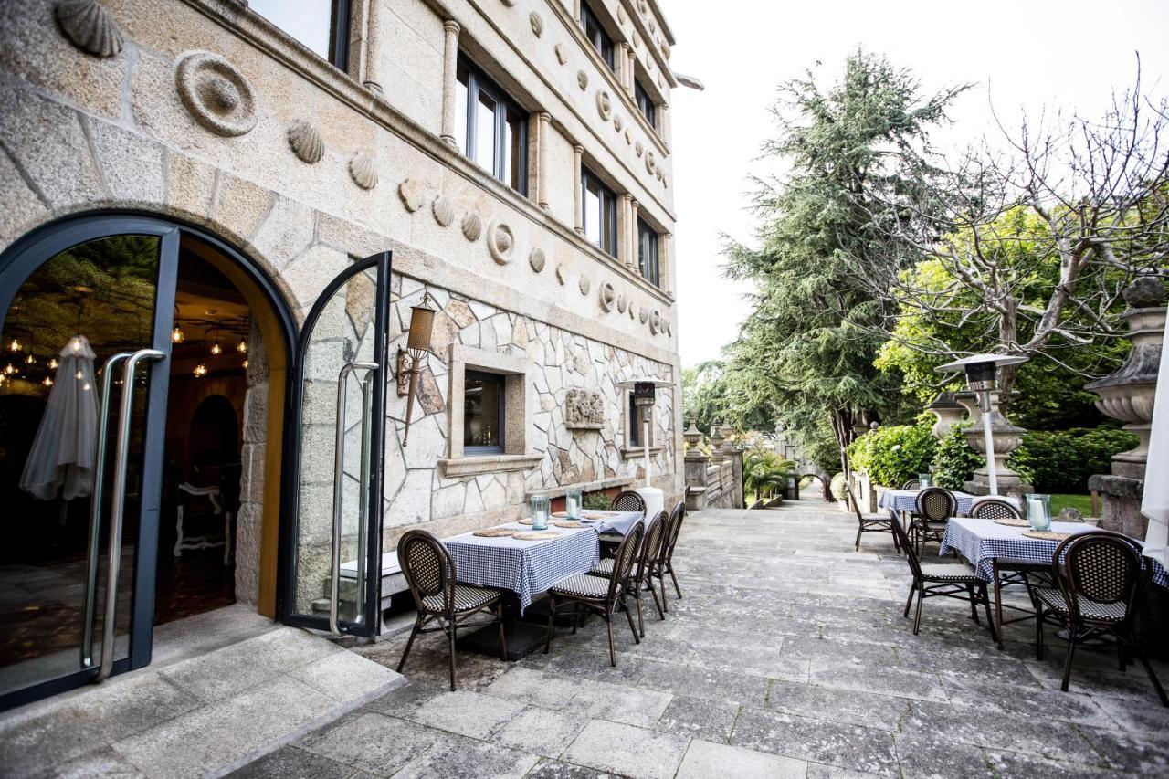 Pazo Los Escudos Hotel Spa & Resort Vigo Exteriör bild Restaurant "La Perla"