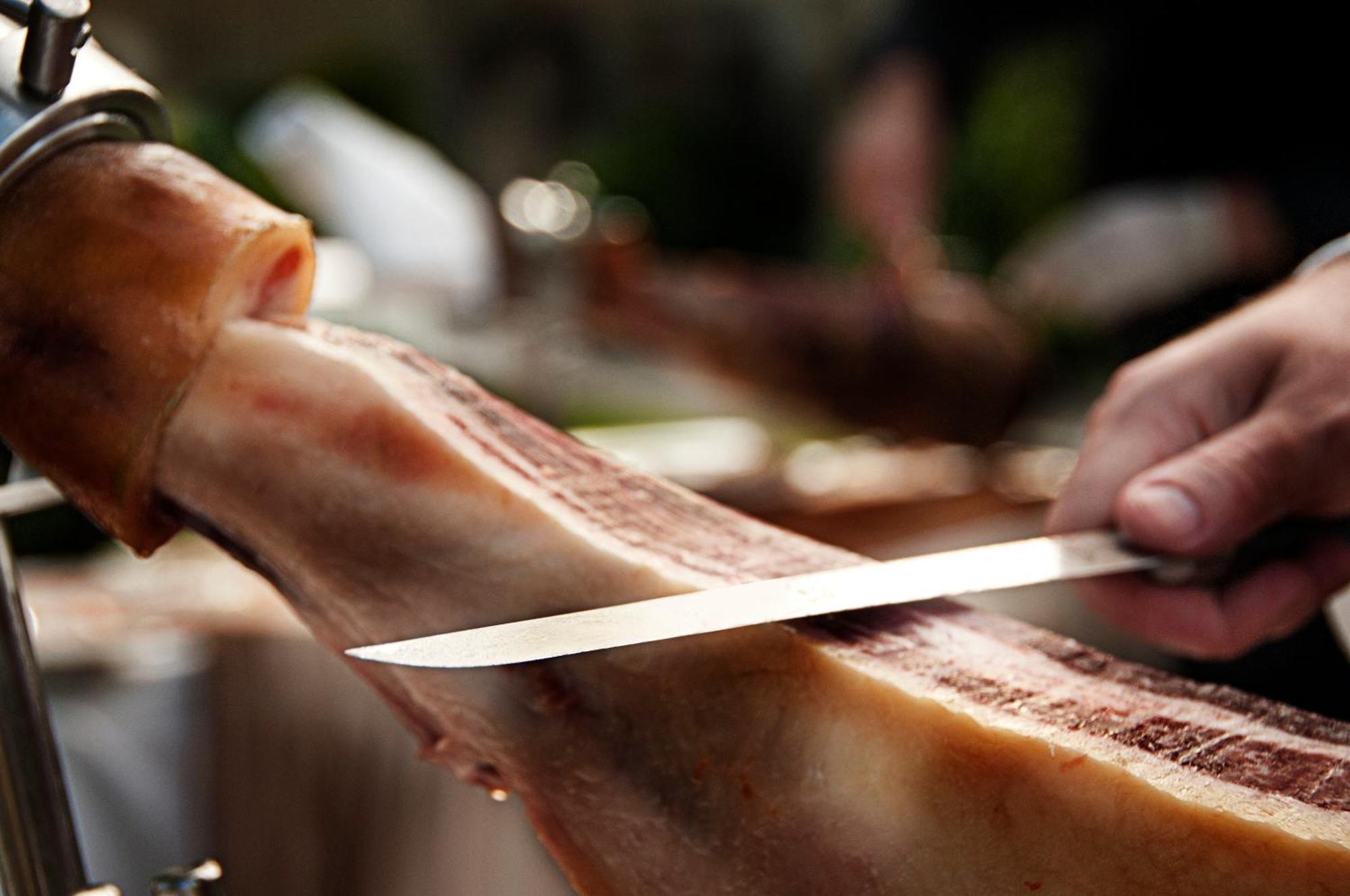 Pazo Los Escudos Hotel Spa & Resort Vigo Exteriör bild Slicing ham
