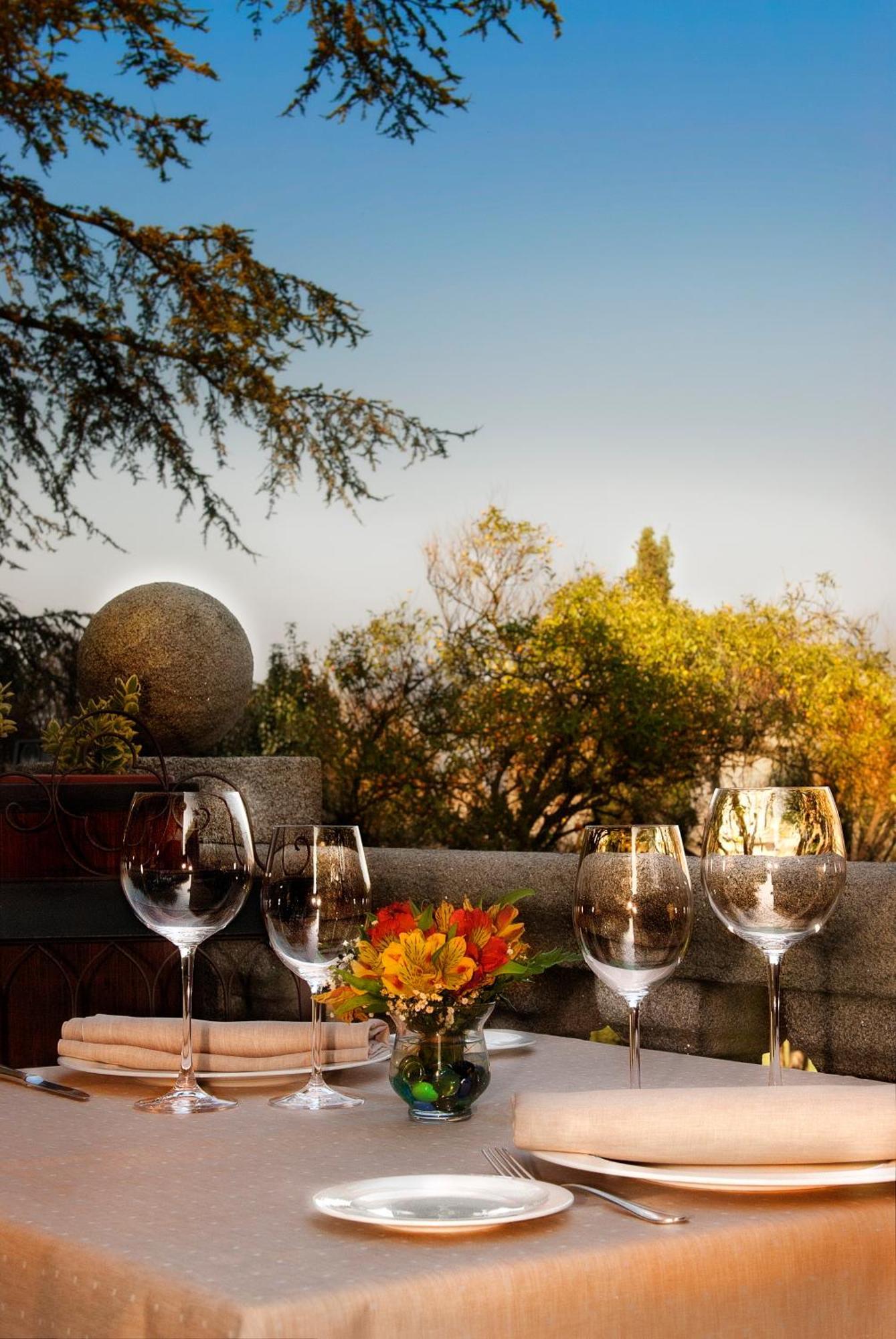 Pazo Los Escudos Hotel Spa & Resort Vigo Exteriör bild Wine at the winery